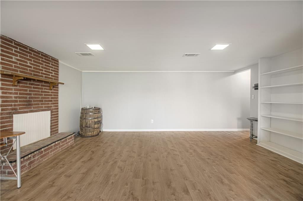 5247 N Norton Avenue — photo 17