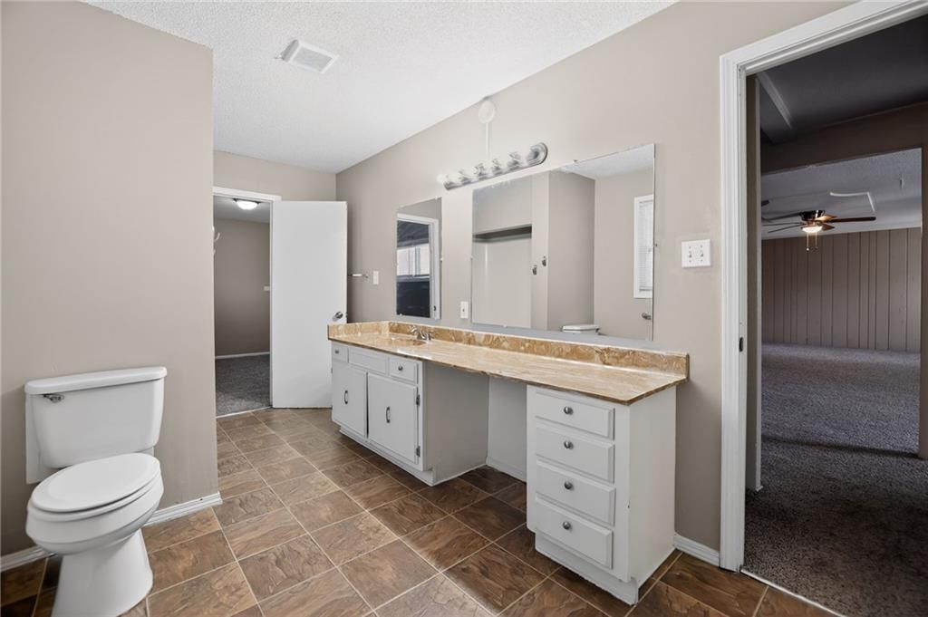11104 BRISTOL Terrace — photo 21