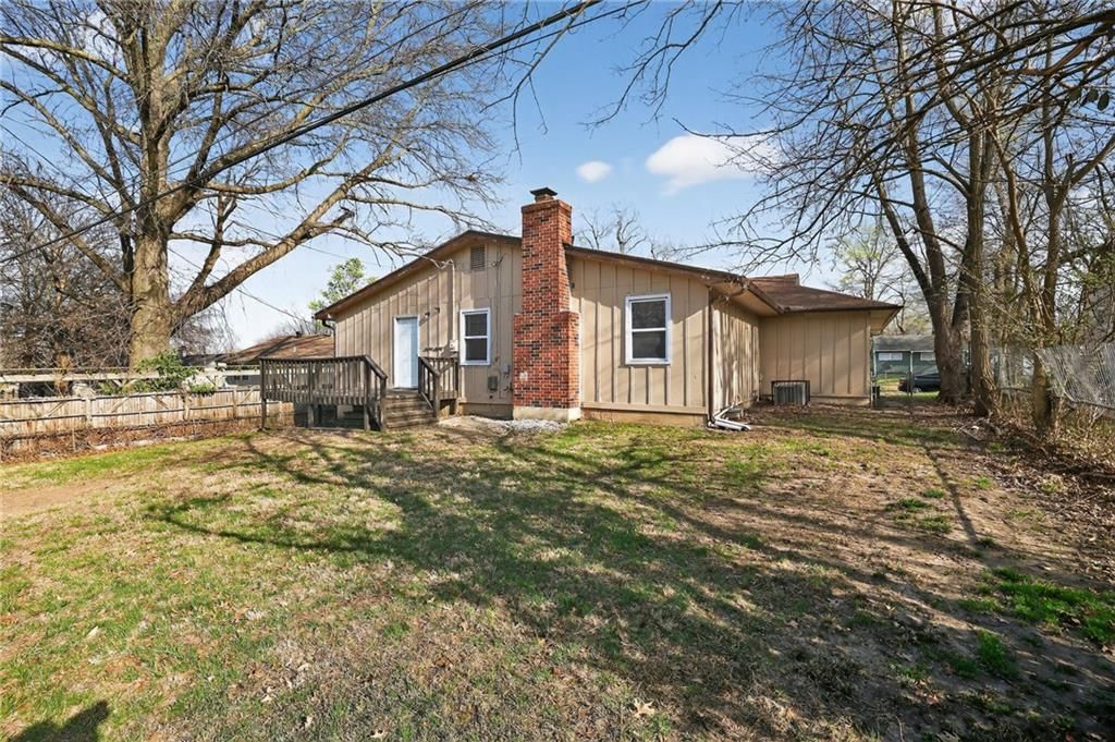 11104 BRISTOL Terrace — photo 35