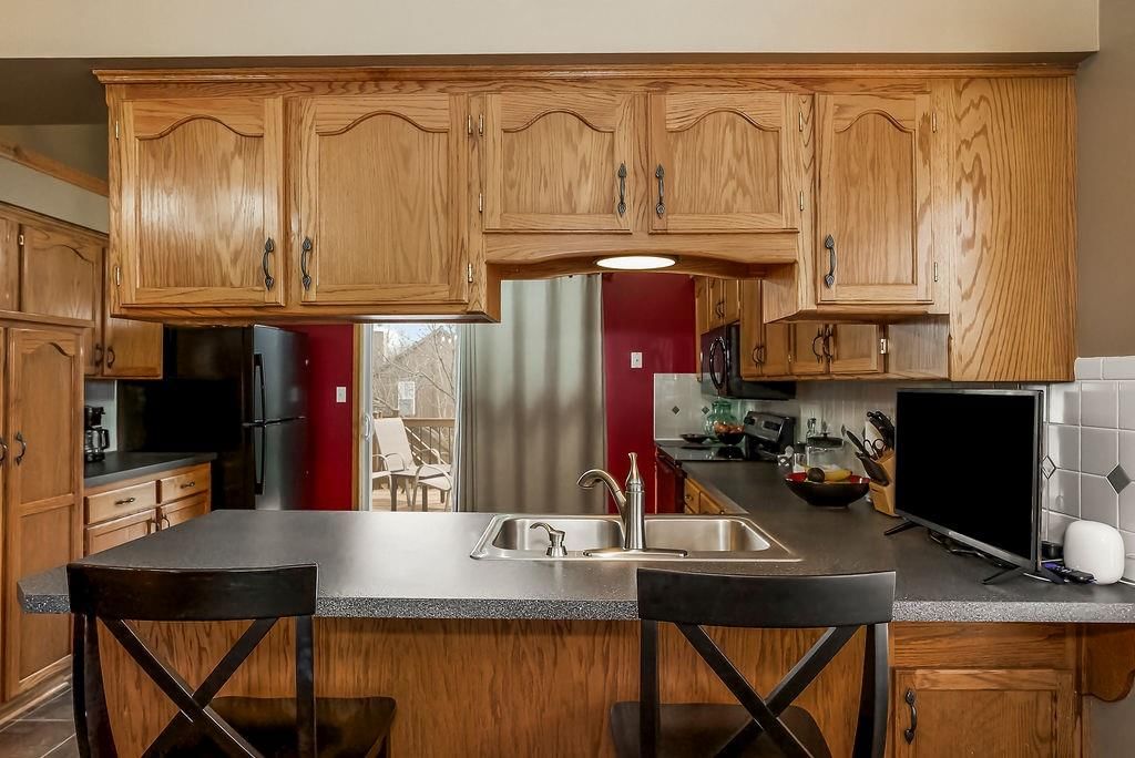 305 NE Fiddlewood Avenue — photo 10