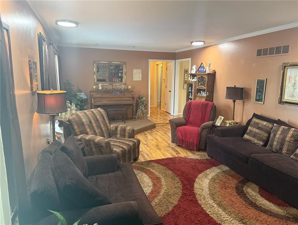 6926 Albervan Street — photo 13