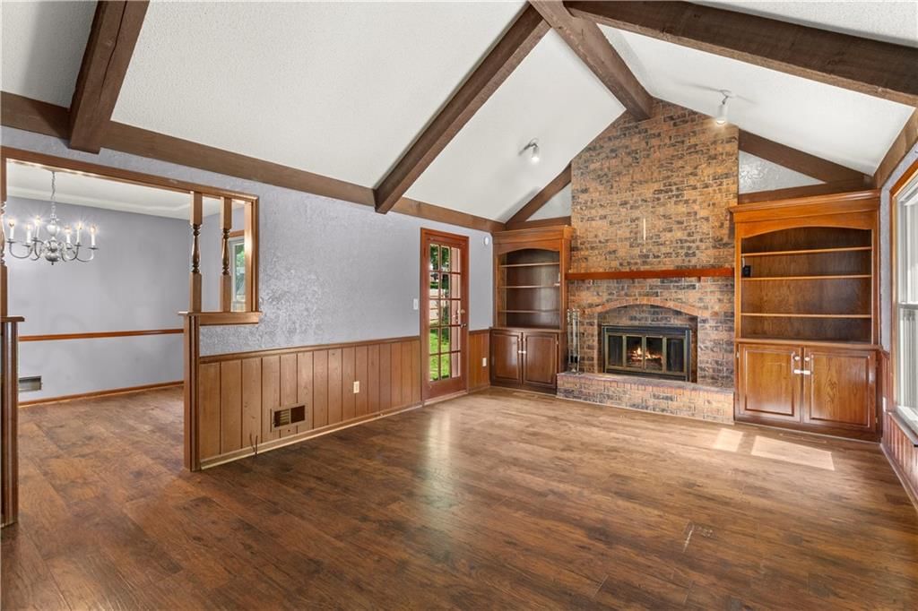 613 NE Locust Drive — photo 9