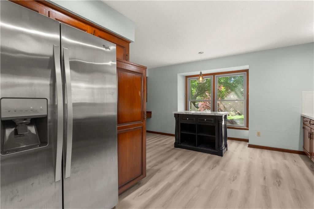 613 NE Locust Drive — photo 14