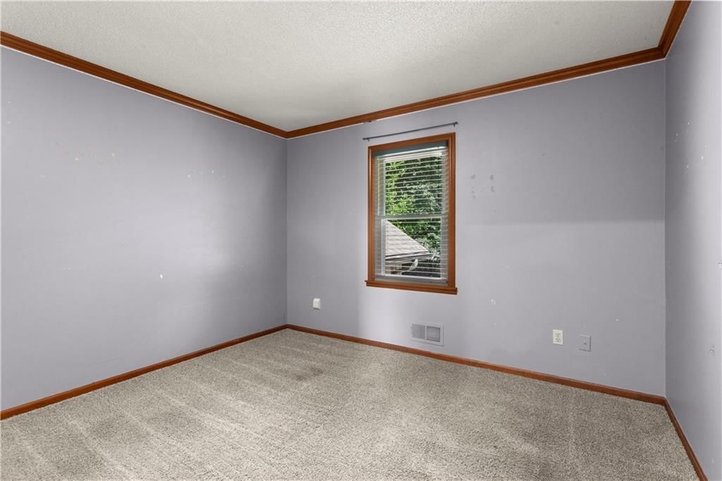 613 NE Locust Drive — photo 24