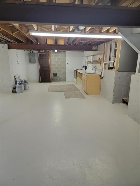 613 NE Locust Drive — photo 33