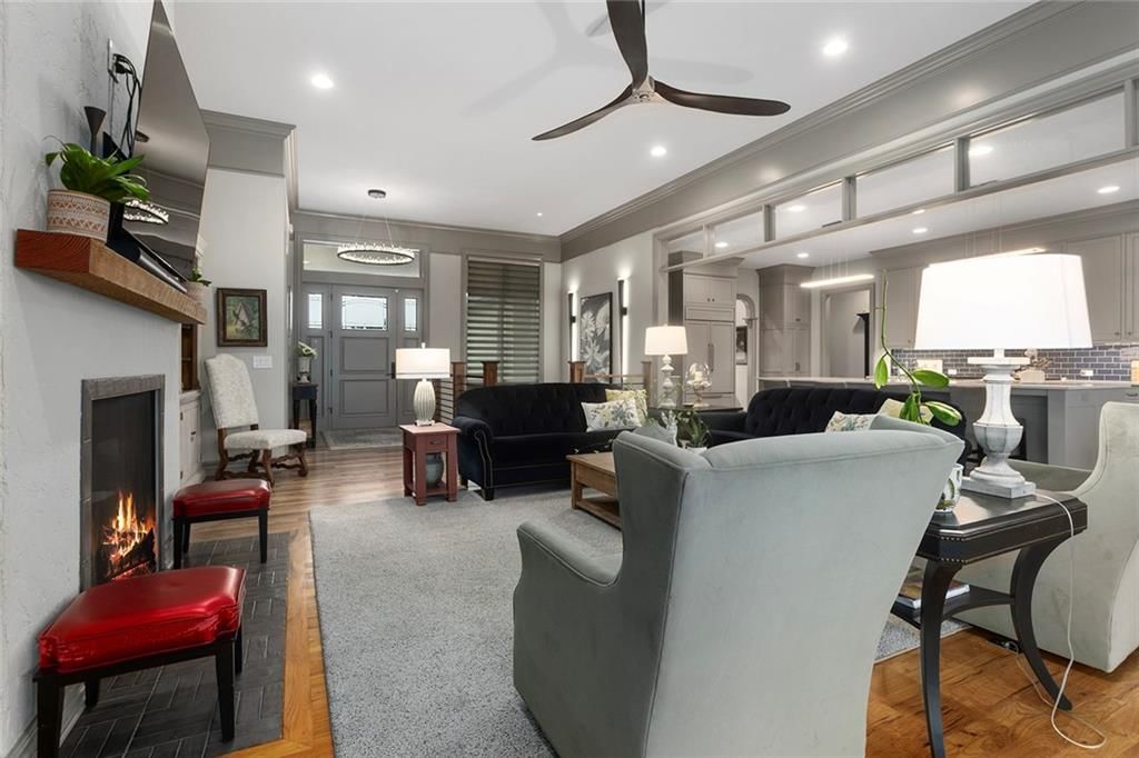 10439 N St Clair Avenue — photo 11