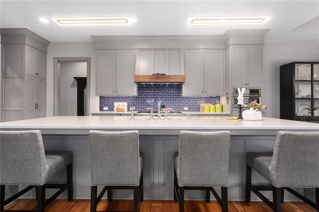 10439 N St Clair Avenue — photo 18