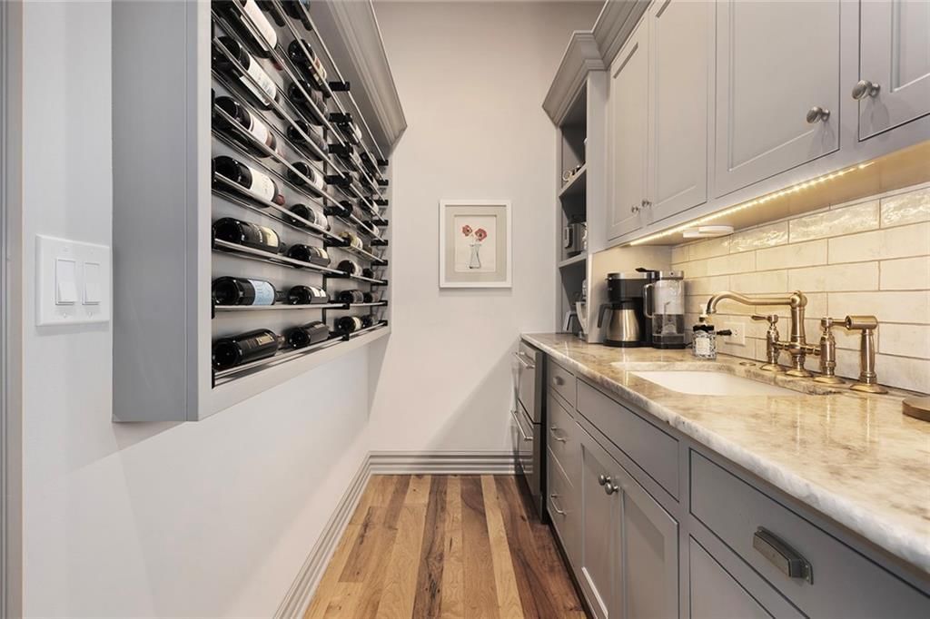 10439 N St Clair Avenue — photo 21