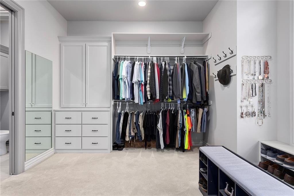 10439 N St Clair Avenue — photo 34