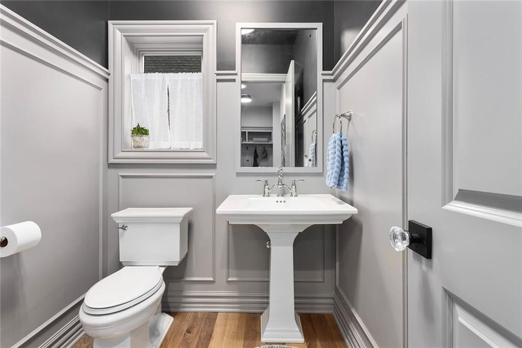10439 N St Clair Avenue — photo 36