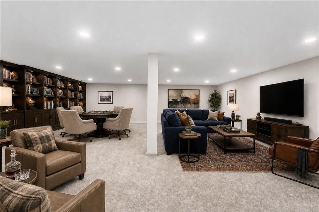 10439 N St Clair Avenue — photo 47