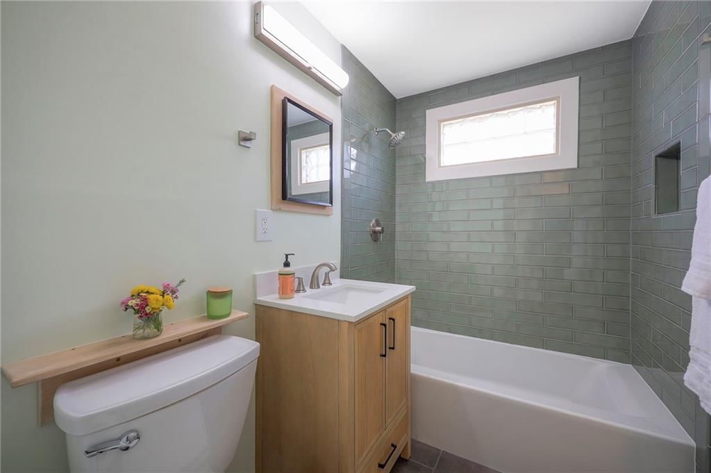 8812 W 82nd Street — photo 7
