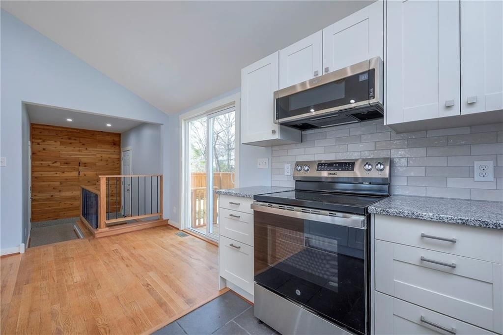 8812 W 82nd Street — photo 21