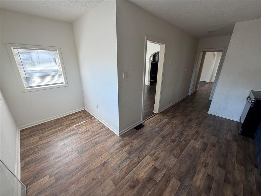 2611 Garfield Avenue — photo 10