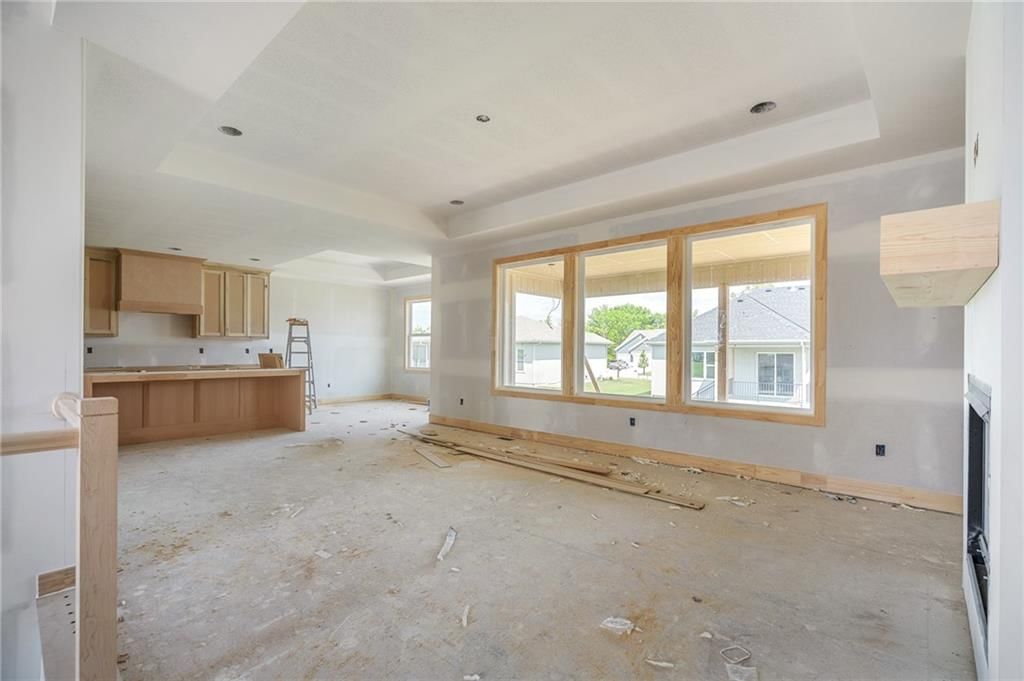 25010 W 89th Terrace — photo 4