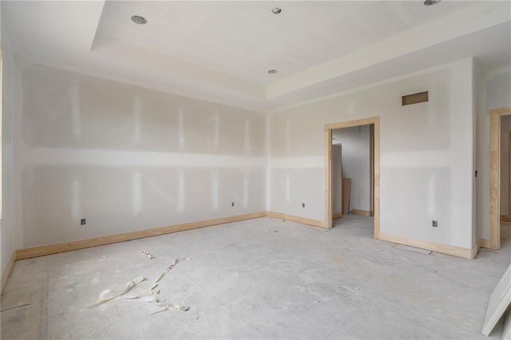 25010 W 89th Terrace — photo 9