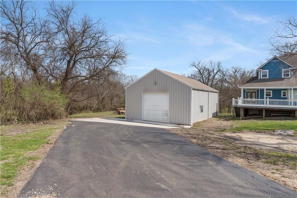 33604 E Stringtown Road — photo 62