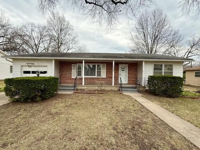 1208 W 20th Street — photo 2