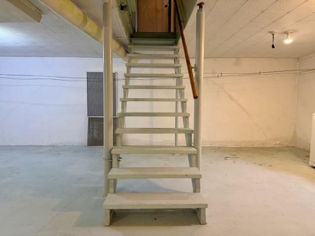 1208 W 20th Street — photo 30