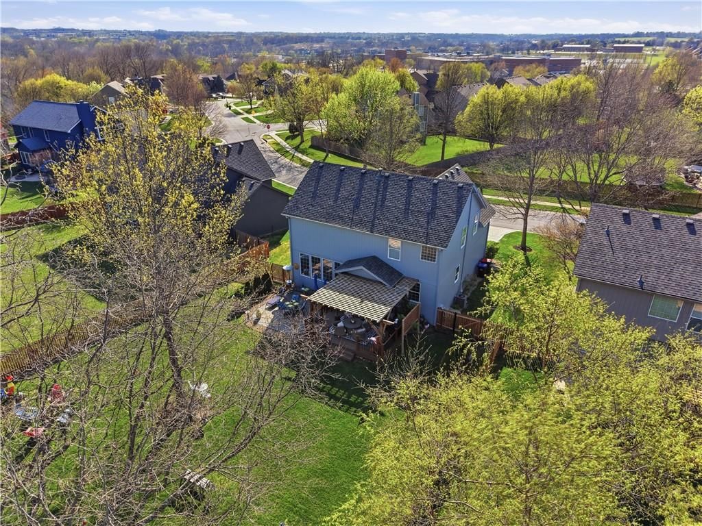 5929 Lone Elm Road — photo 34