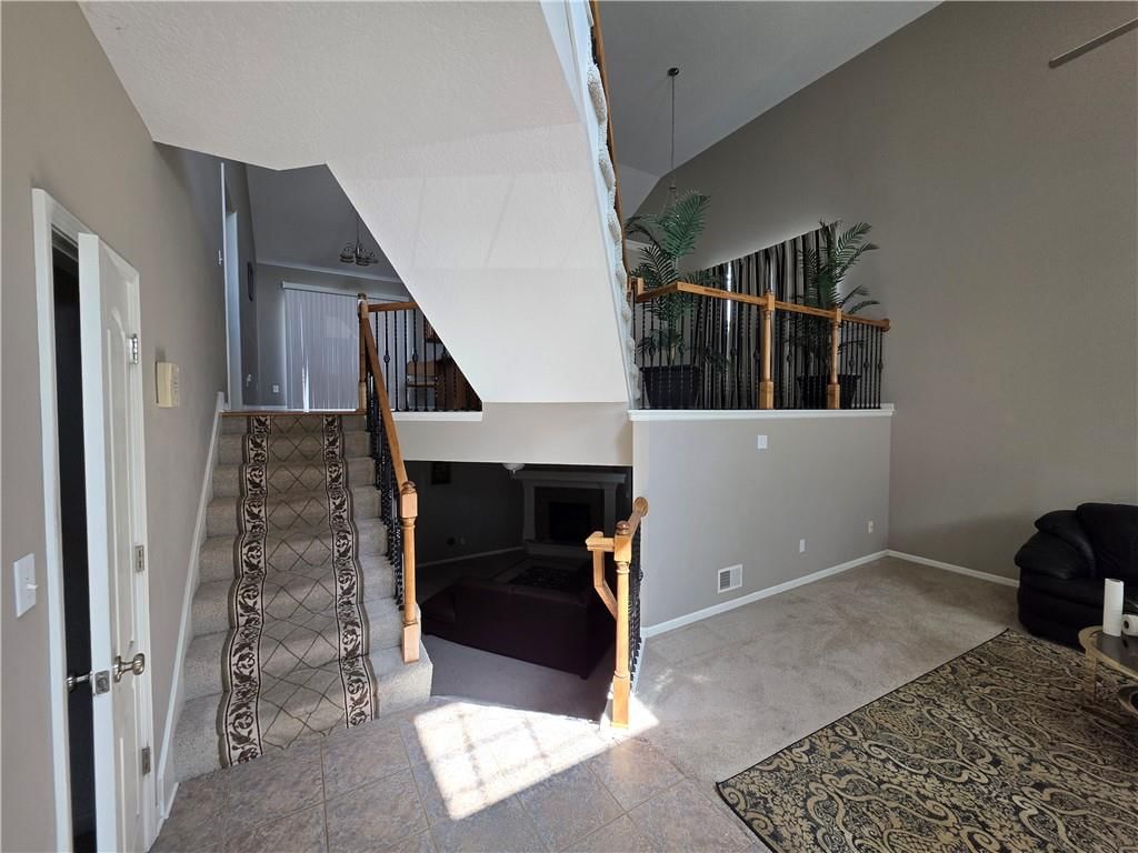 1100 Hampton Drive — photo 2