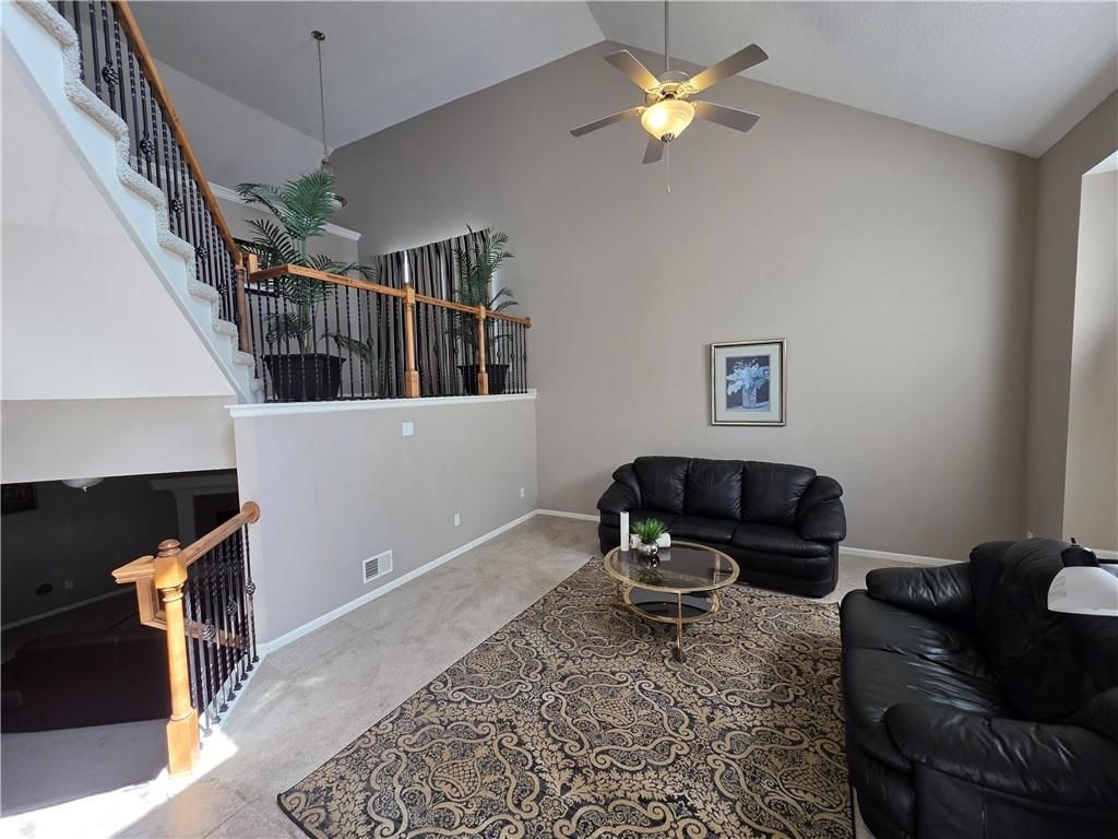 1100 Hampton Drive — photo 3