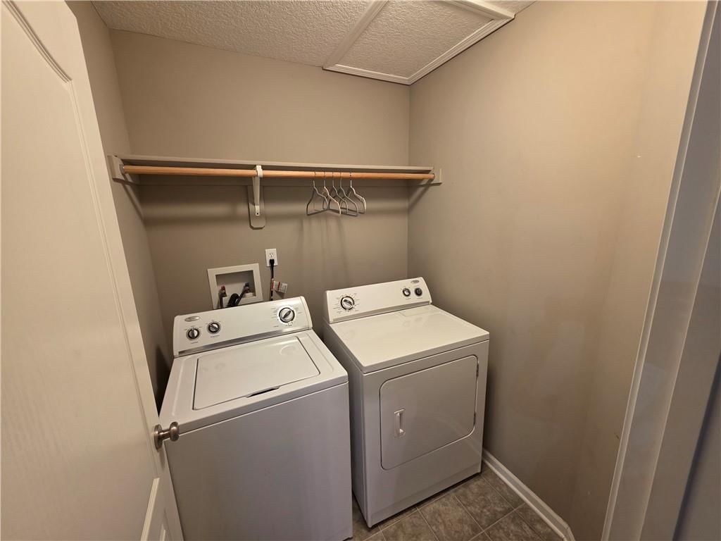 1100 Hampton Drive — photo 12