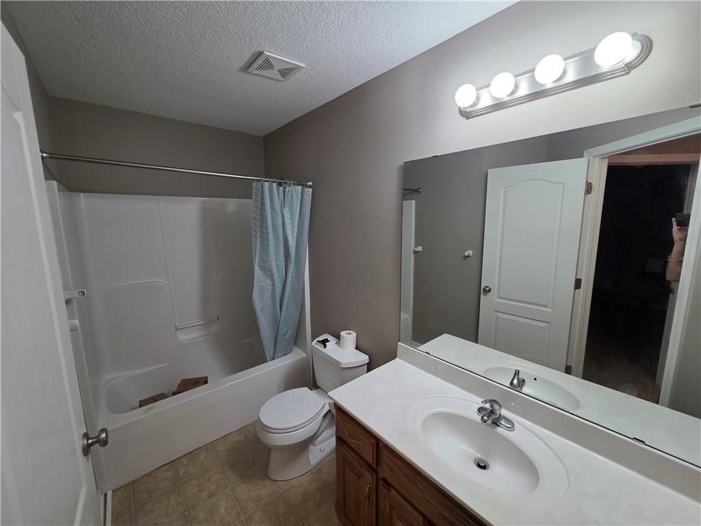 1100 Hampton Drive — photo 13