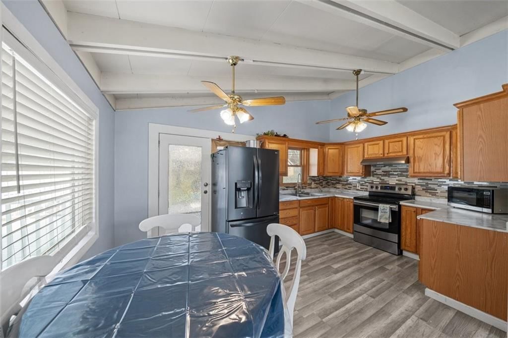 8106 Elizabeth Avenue — photo 7