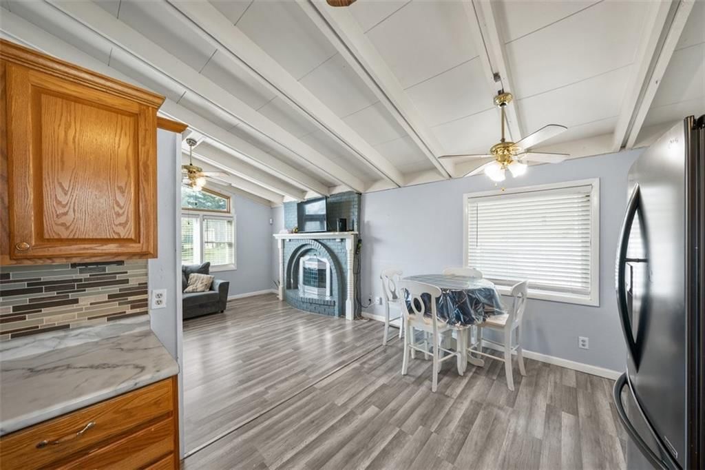 8106 Elizabeth Avenue — photo 9