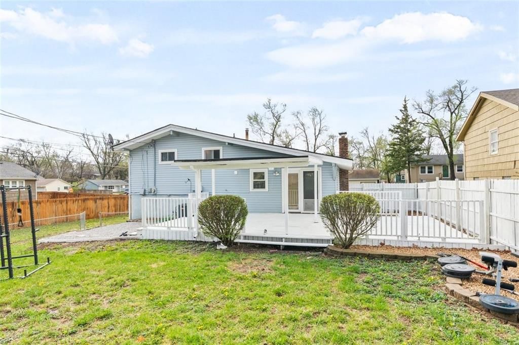 8106 Elizabeth Avenue — photo 23