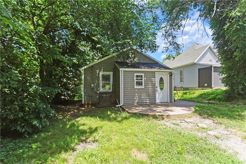 214 Ming Street — photo 34