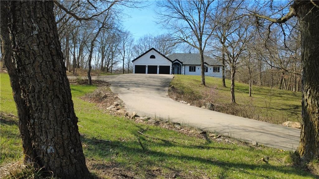 1619 E Sunrise Drive — photo 4