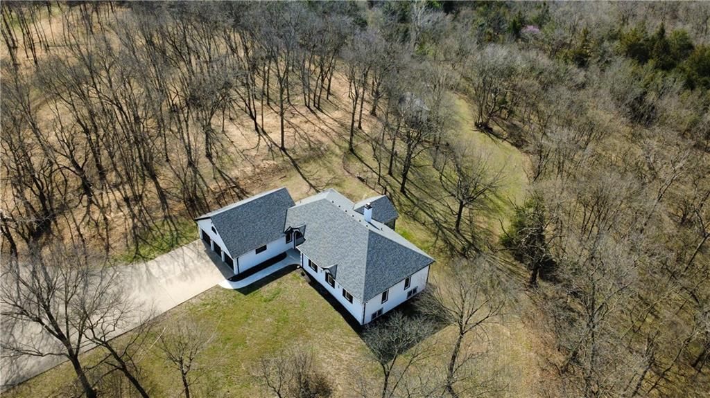 1619 E Sunrise Drive — photo 5