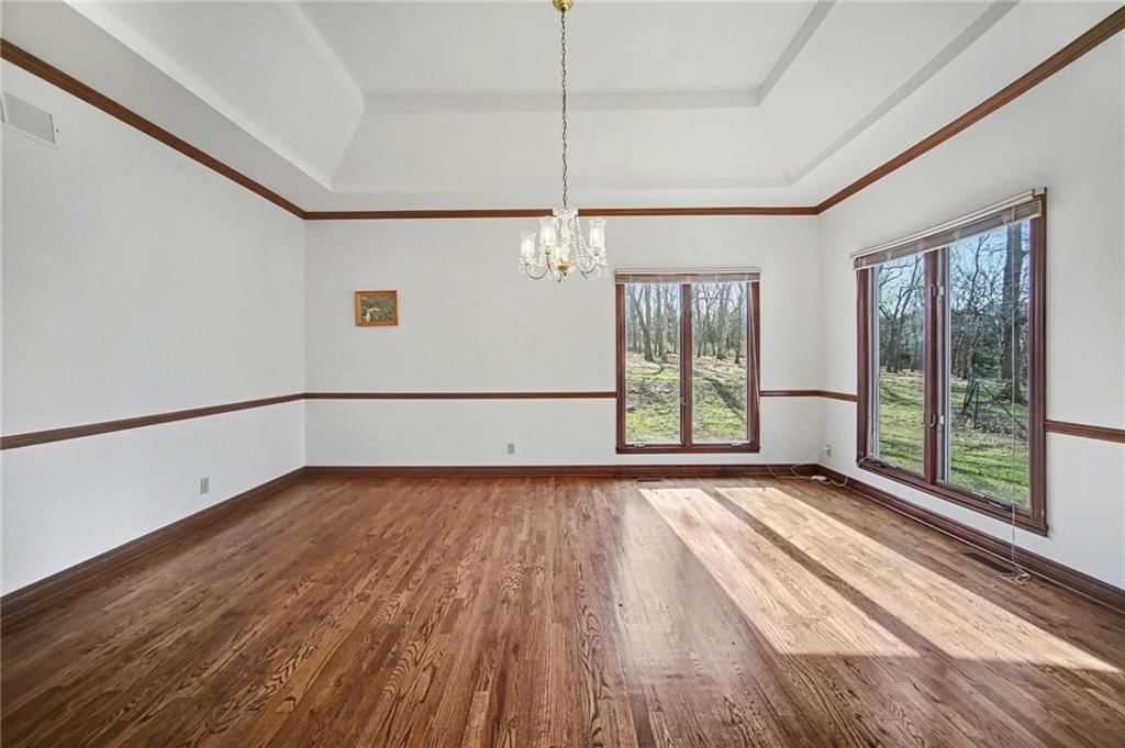 1619 E Sunrise Drive — photo 11
