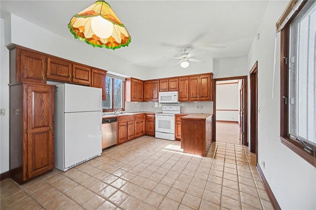 1619 E Sunrise Drive — photo 14
