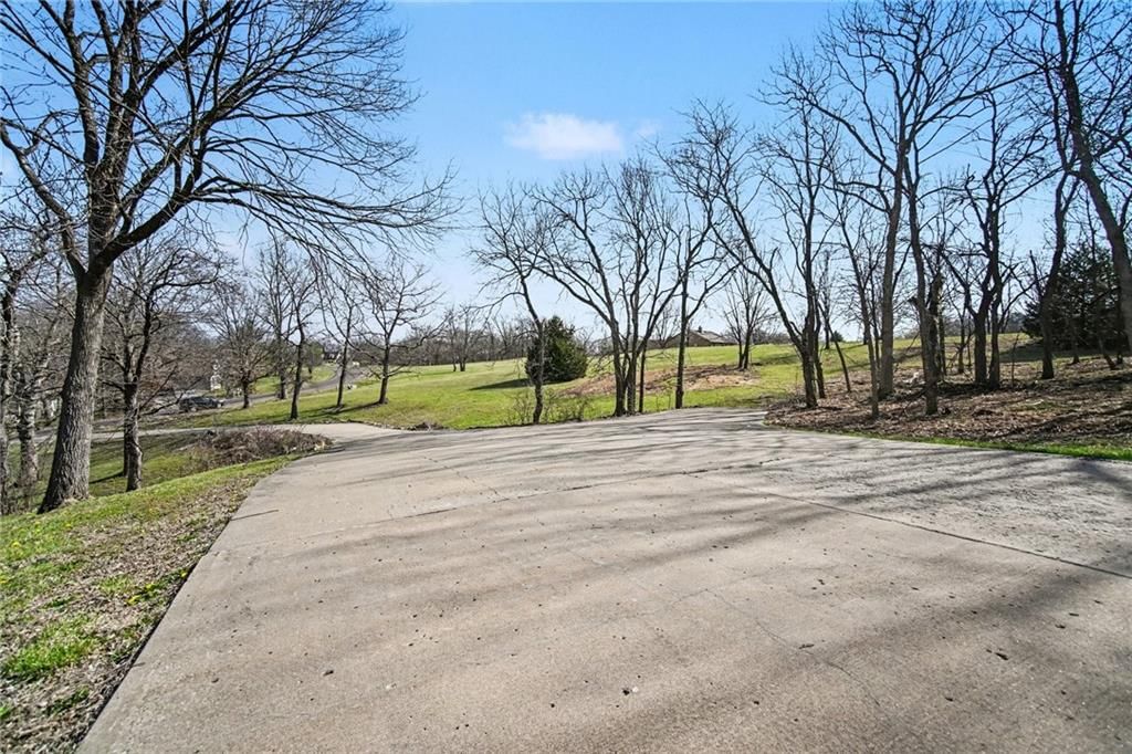 1619 E Sunrise Drive — photo 27