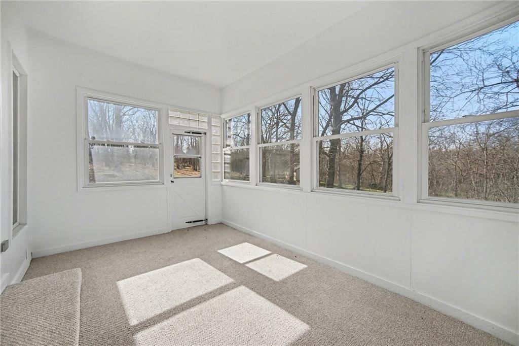 1619 E Sunrise Drive — photo 32
