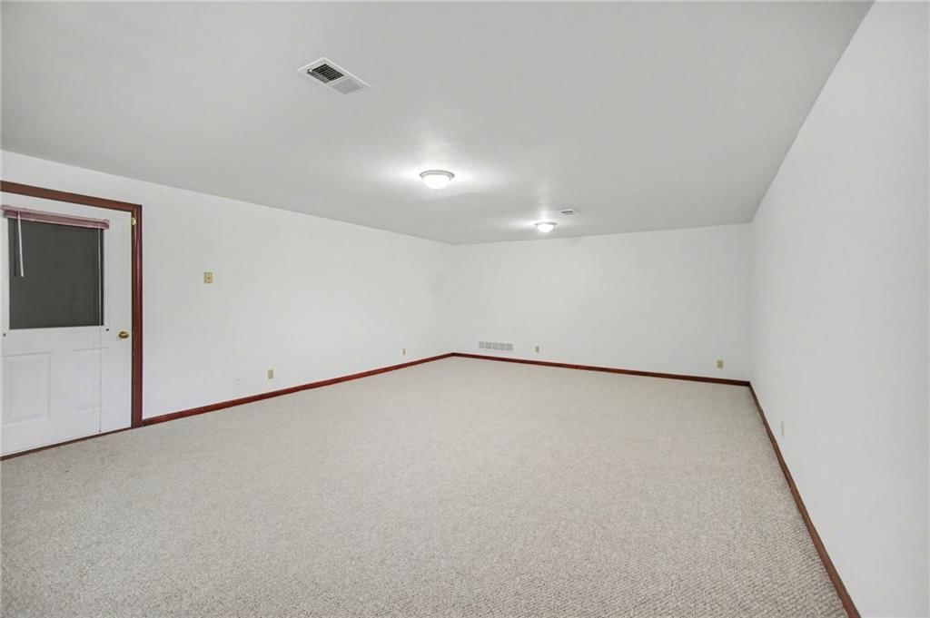 1619 E Sunrise Drive — photo 34