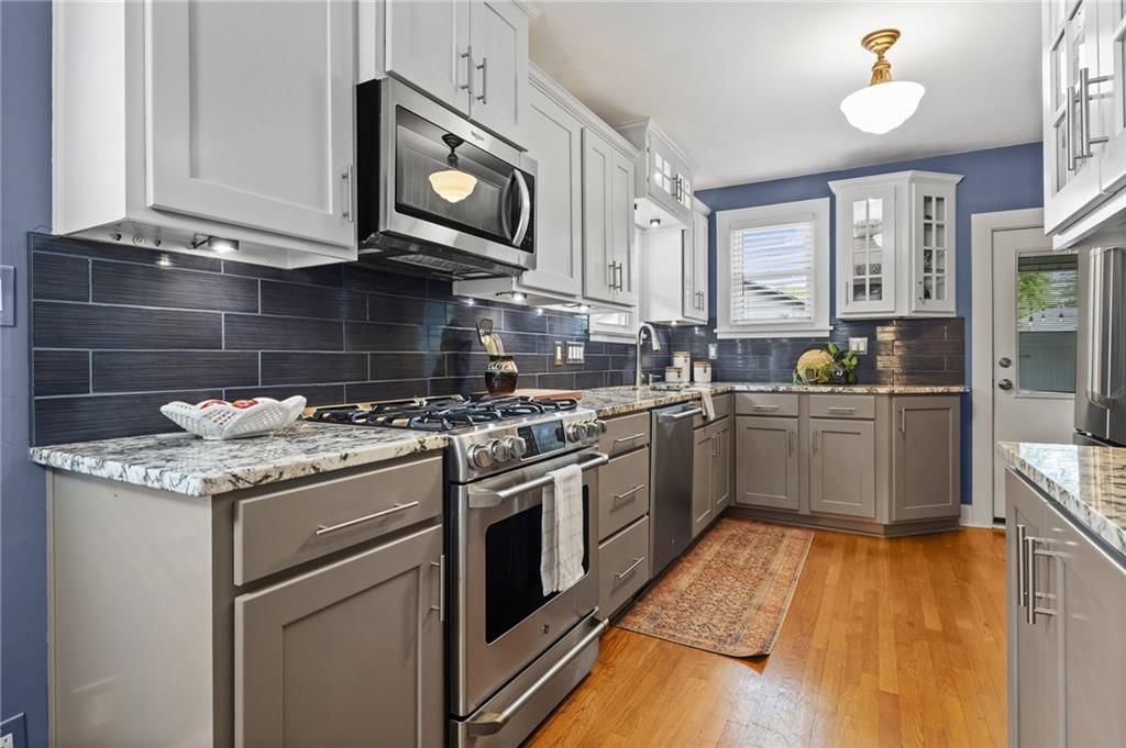 27 W 74th Street — photo 12