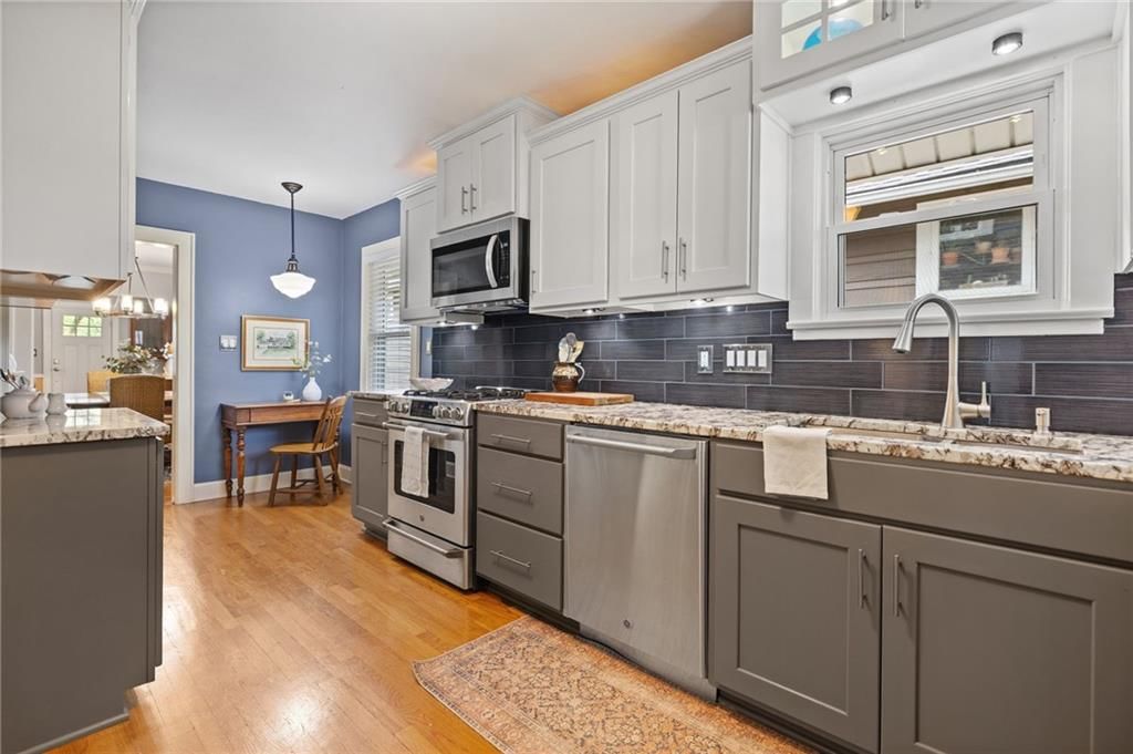 27 W 74th Street — photo 16