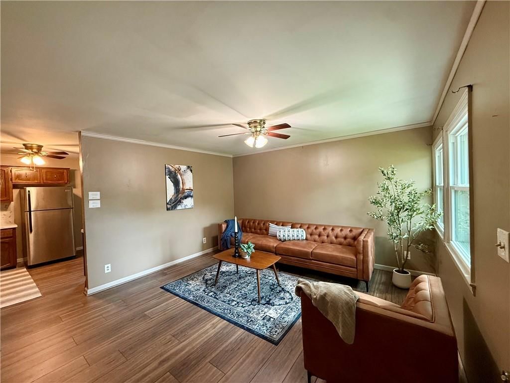 822 Sherrill Avenue — photo 3