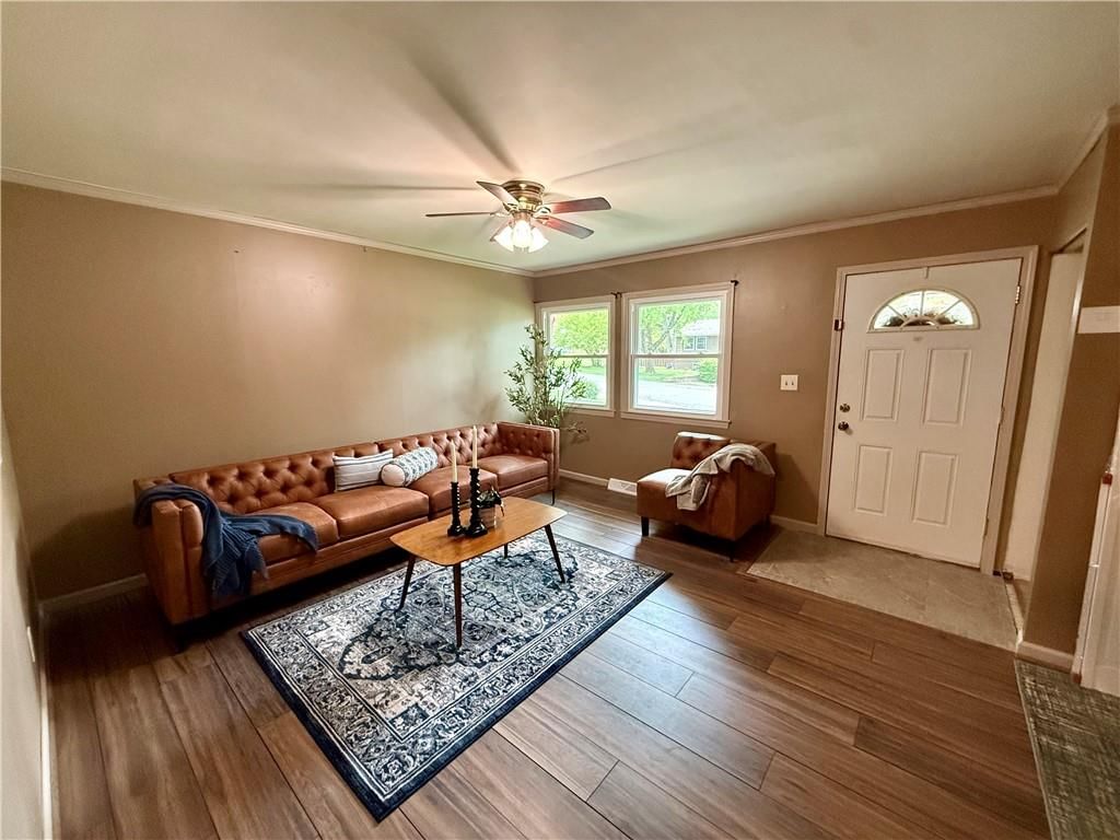 822 Sherrill Avenue — photo 5