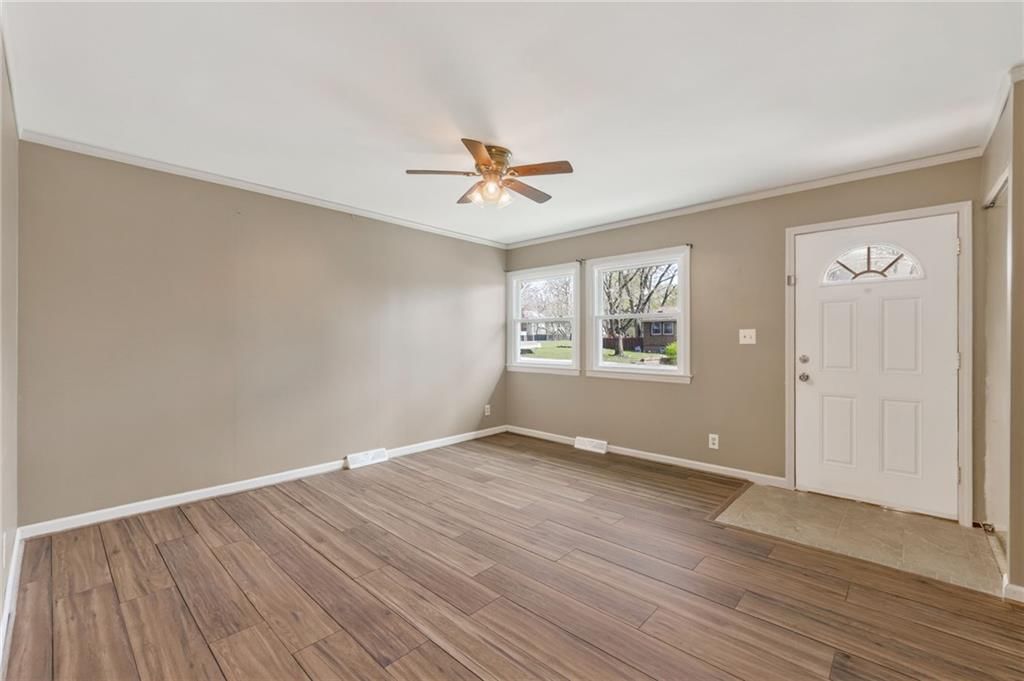 822 Sherrill Avenue — photo 6