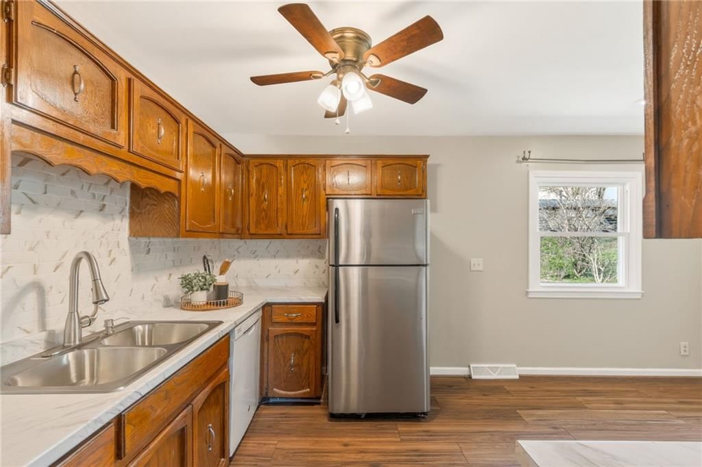 822 Sherrill Avenue — photo 12