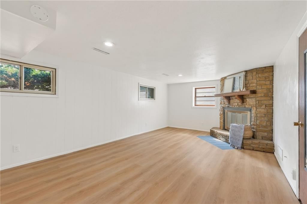 822 Sherrill Avenue — photo 25