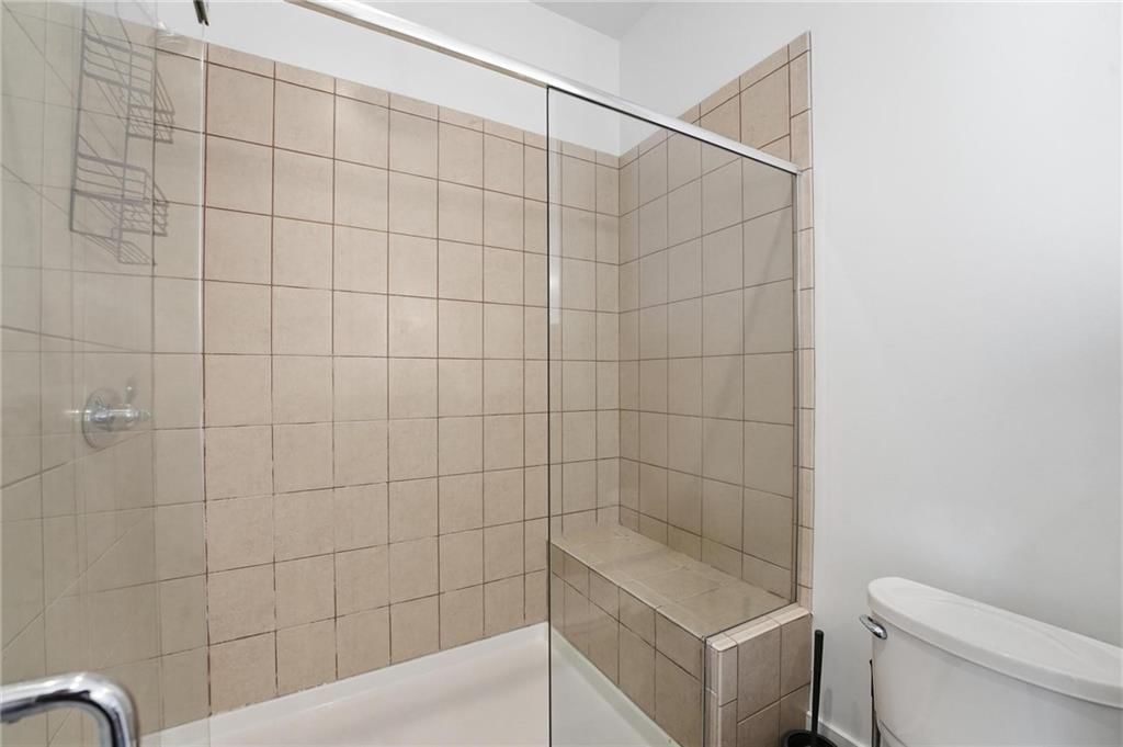 4547 Washington Street — photo 38