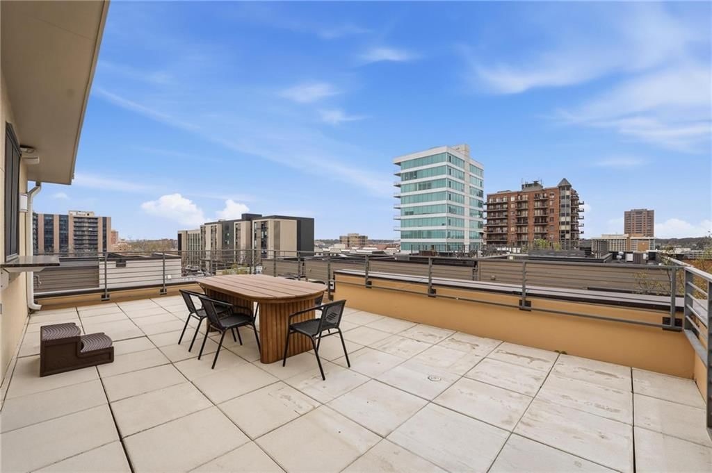 4547 Washington Street — photo 44