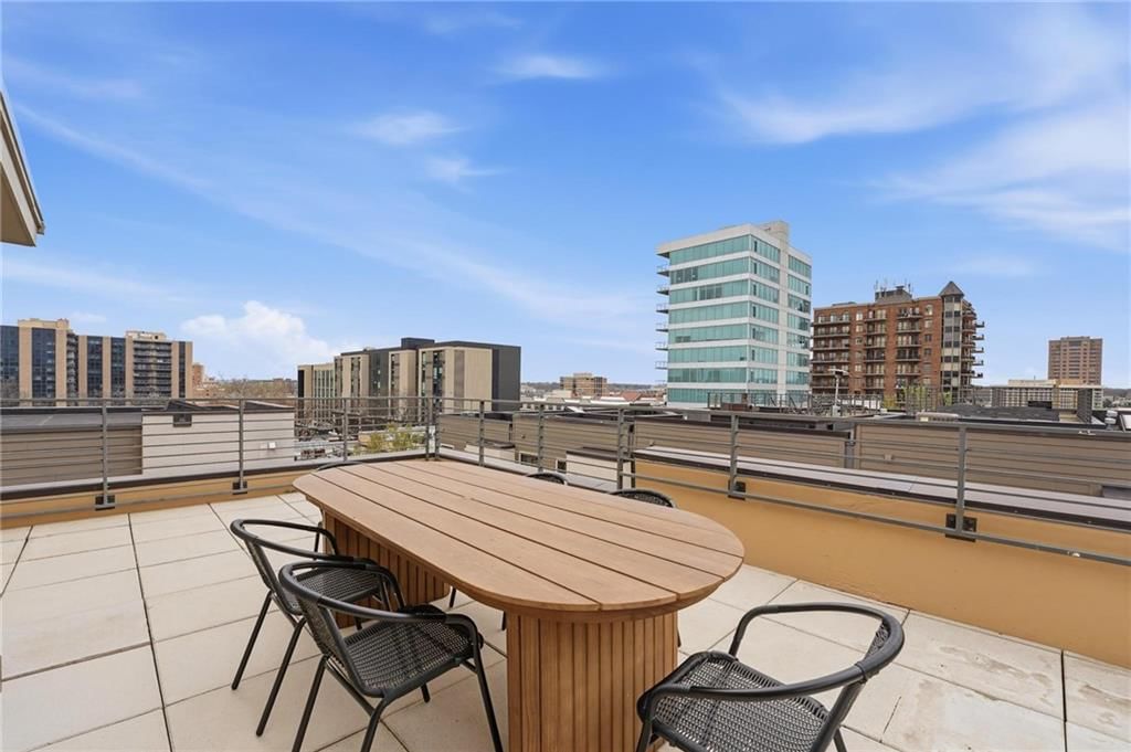 4547 Washington Street — photo 48