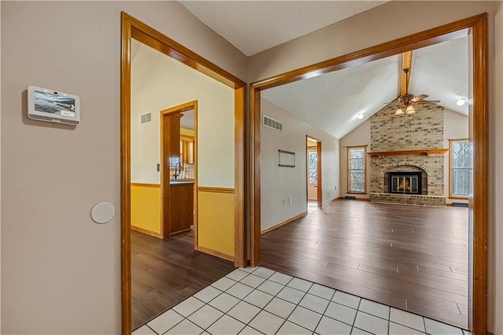 1208 Jennies Drive — photo 18